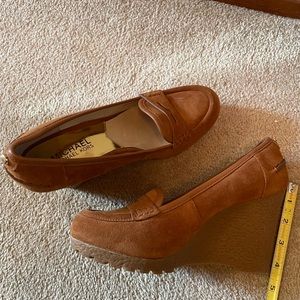 Women shoes size 7.5